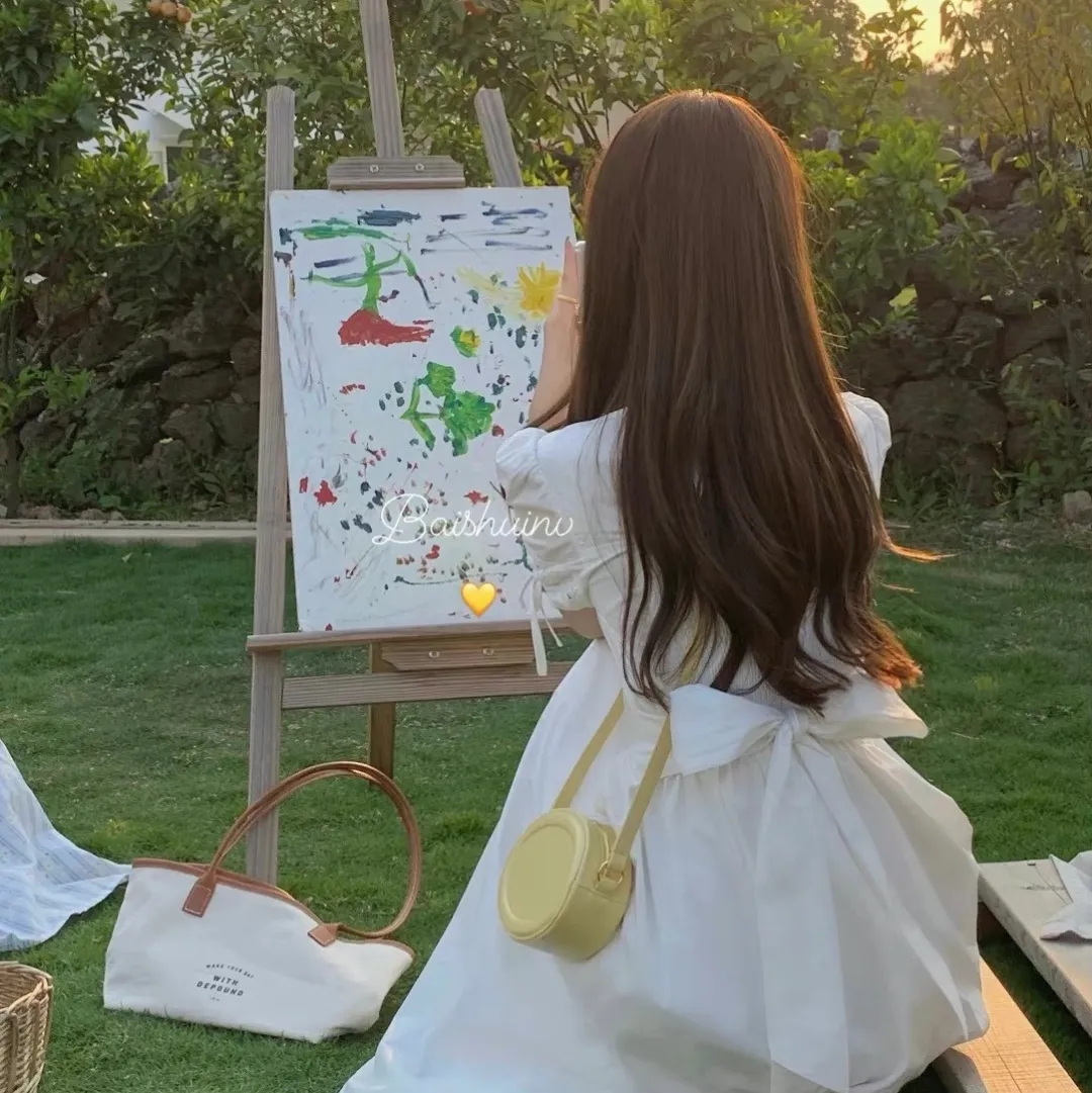 我靠摆摊娶富婆